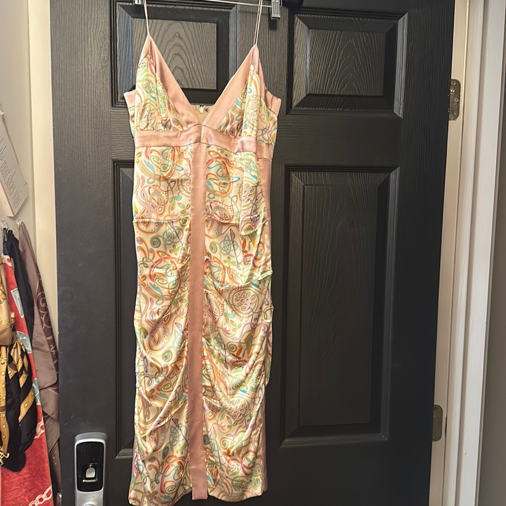 Nicole Miller NWOT silk dress. Pink pattern.  Size 6